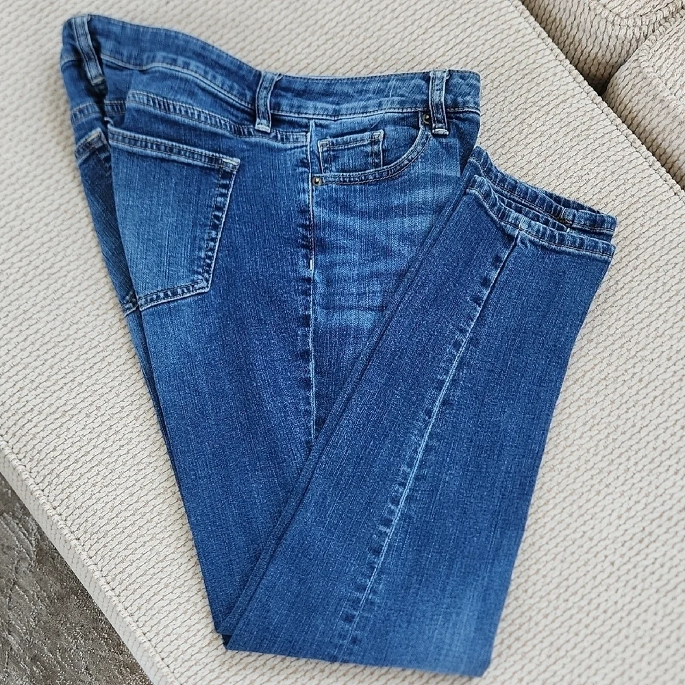 Soho Women's Straight Leg Blue Jeans, Size 6